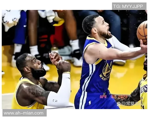 湖人勇士激战11月30日NBA赛场巅峰对决引发球迷热议