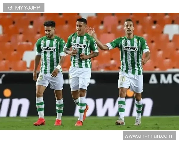 贝蒂斯主场迎战埃尔切双方争夺西甲宝贵积分之战 贝蒂斯主场迎战埃尔切双方争夺西甲宝贵积分之战